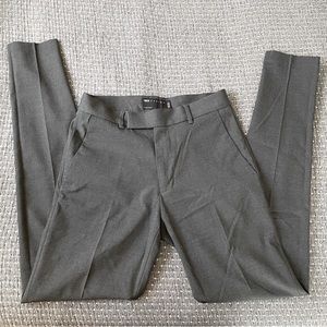 Charcoal grey skinny ASOS men’s pant